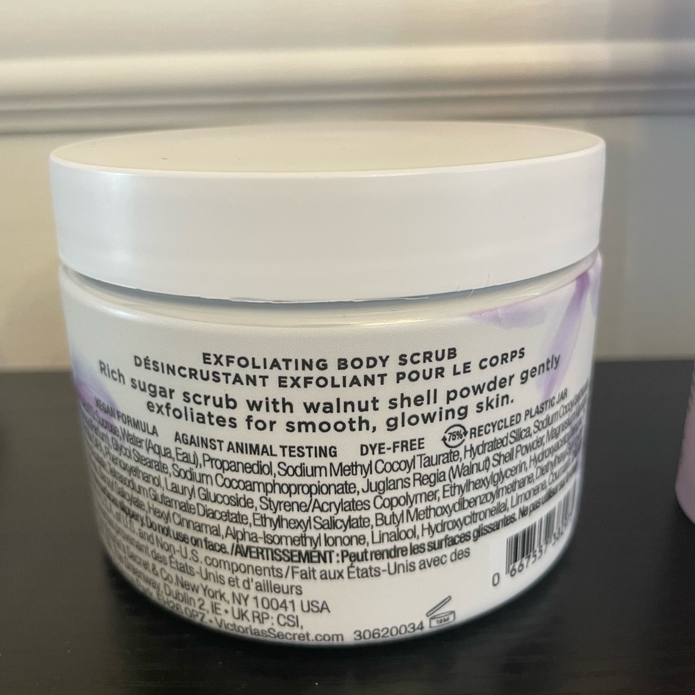 BAGGU Bundle Pouch and 3-Piece Victoria’s Secret Relax Lavender Vanilla Body Set - Picture 9 of 16